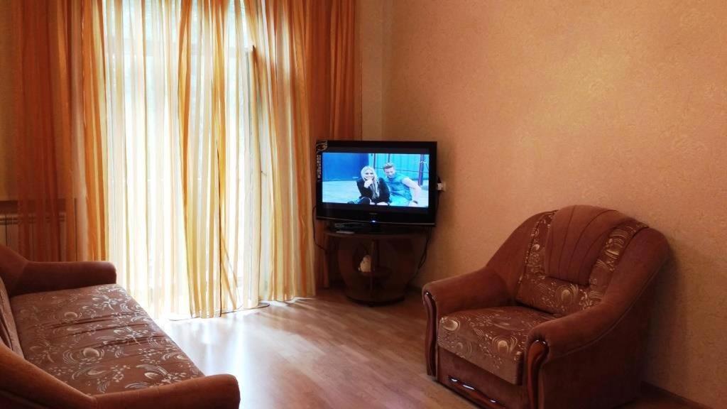 Апартаменты Комната в двухкомнатной Киев Экстерьер фото